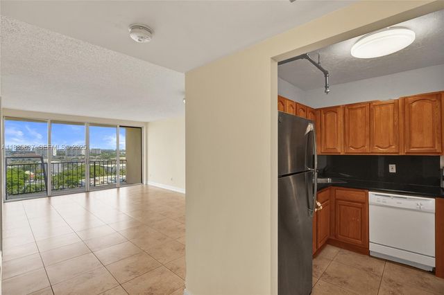 1470 NE 123rd Street A1213, North Miami, FL 33161