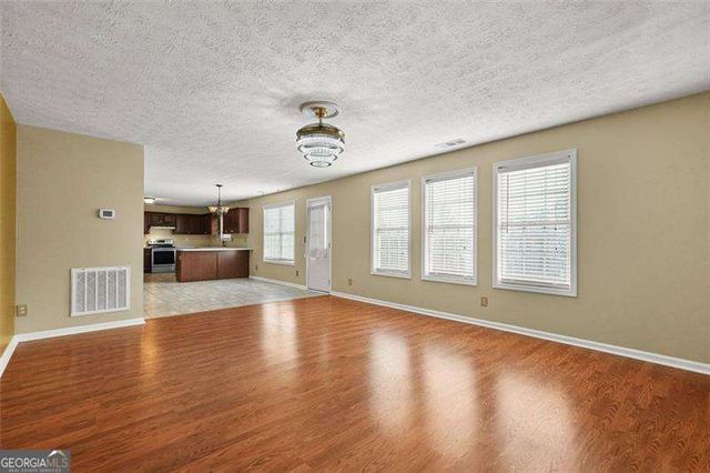 1210 HOGAN RIDGE Drive, Grayson, GA 30017