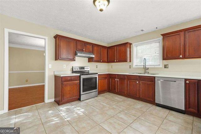 1210 HOGAN RIDGE Drive, Grayson, GA 30017