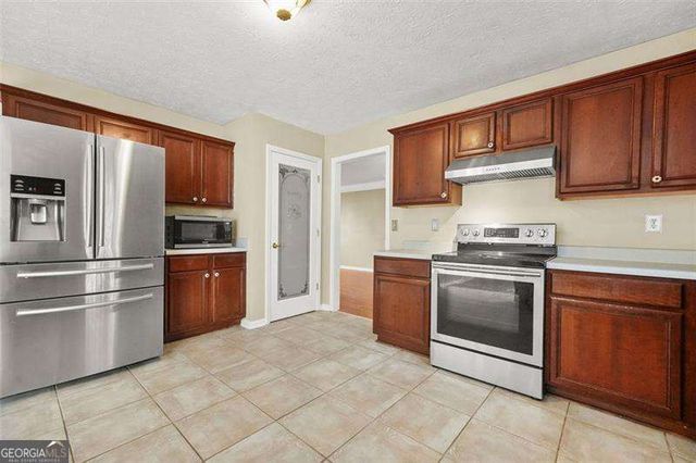 1210 HOGAN RIDGE Drive, Grayson, GA 30017