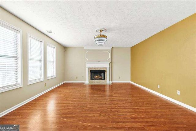 1210 HOGAN RIDGE Drive, Grayson, GA 30017