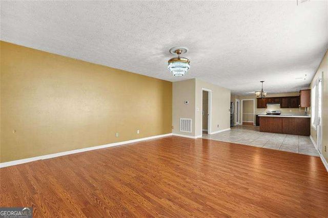 1210 HOGAN RIDGE Drive, Grayson, GA 30017