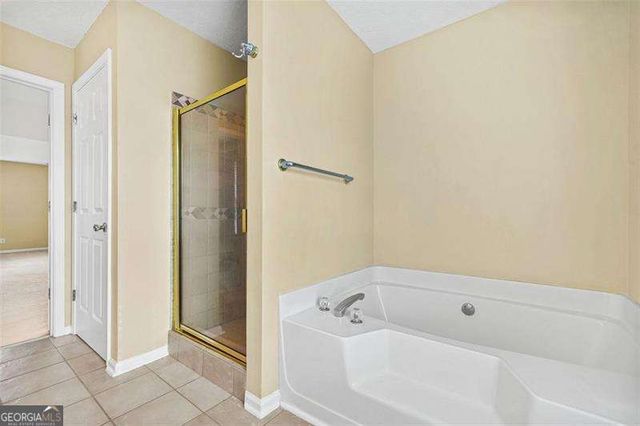 1210 HOGAN RIDGE Drive, Grayson, GA 30017