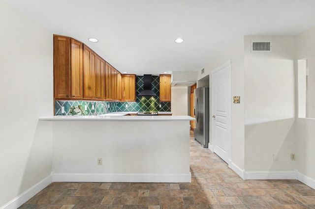 2920 Shady Lake Circle, Carrollton, TX 75006