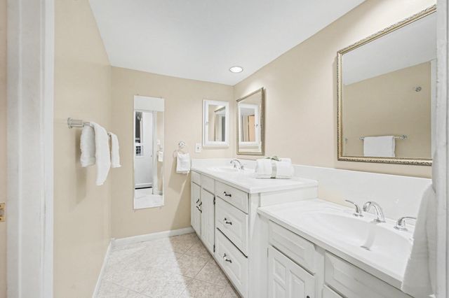 2920 Shady Lake Circle, Carrollton, TX 75006