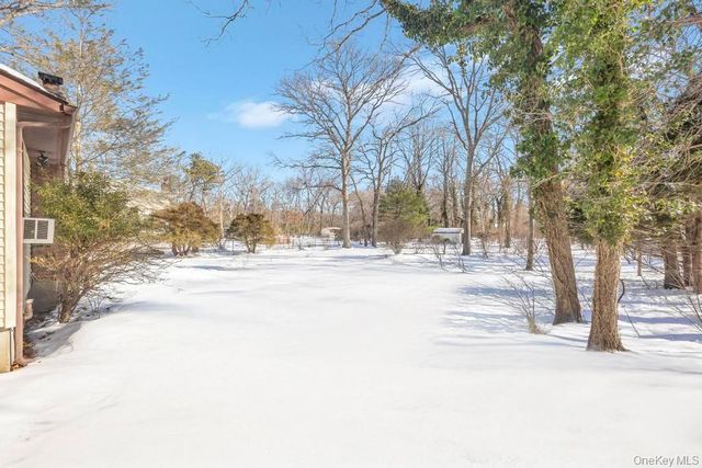 1175 Old Nichols Road, Islandia, NY 11749