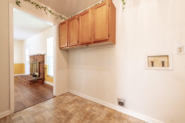 516 Hillcrest Drive, North Augusta, SC 29841