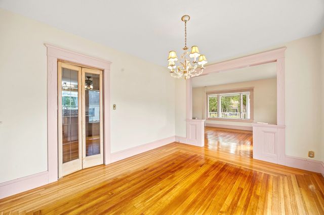 69 East St, South Hadley, MA 01075