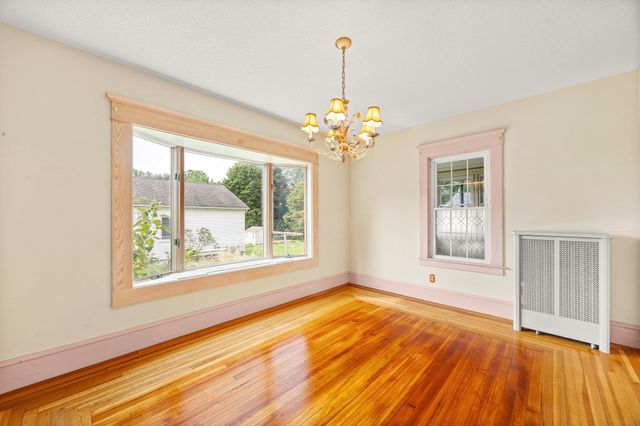 69 East St, South Hadley, MA 01075