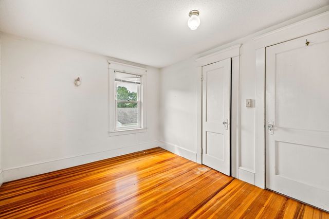 69 East St, South Hadley, MA 01075