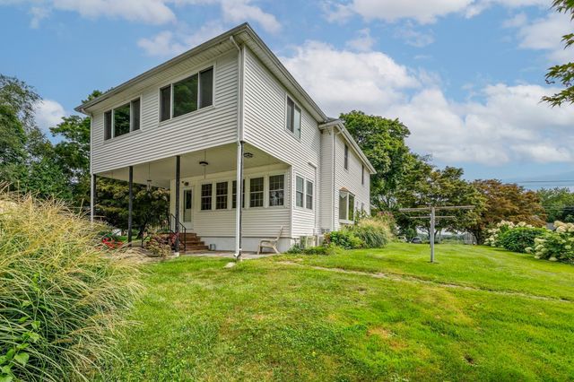 69 East St, South Hadley, MA 01075
