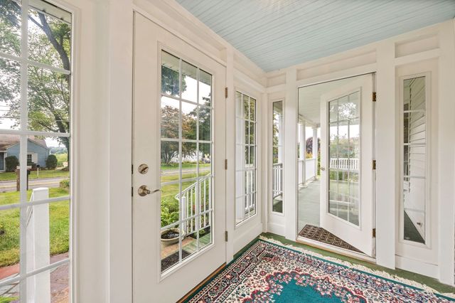 69 East St, South Hadley, MA 01075