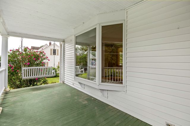69 East St, South Hadley, MA 01075