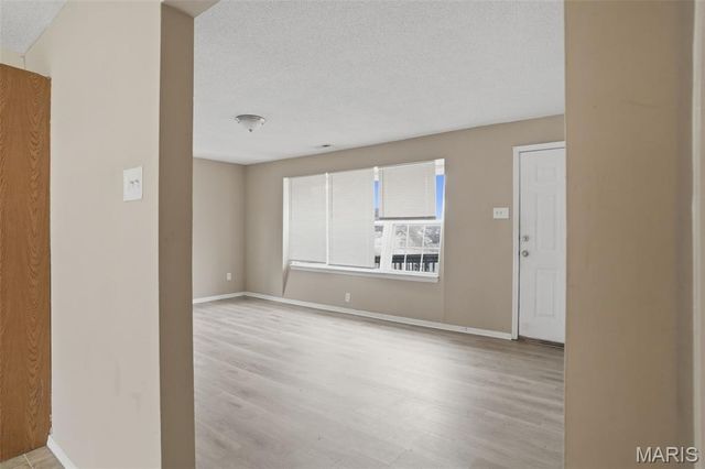 1209 Northdale Avenue, St Louis, MO 63138