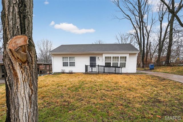 1209 Northdale Avenue, St Louis, MO 63138