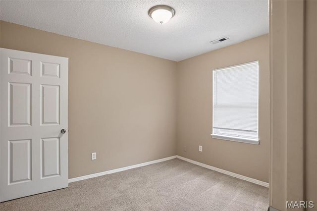 1209 Northdale Avenue, St Louis, MO 63138