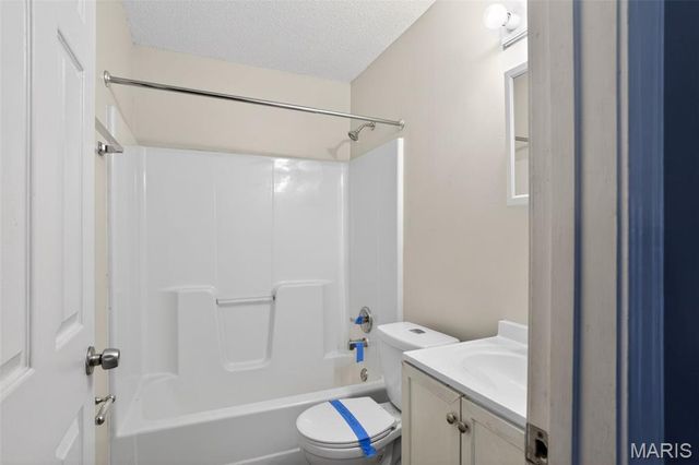 1209 Northdale Avenue, St Louis, MO 63138