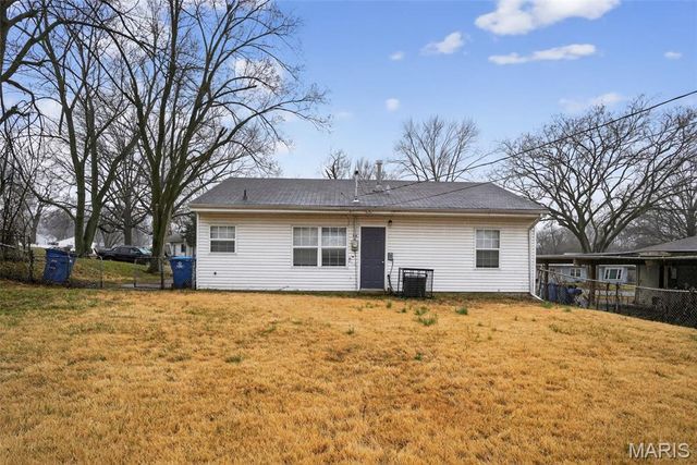 1209 Northdale Avenue, St Louis, MO 63138