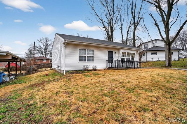 1209 Northdale Avenue, St Louis, MO 63138