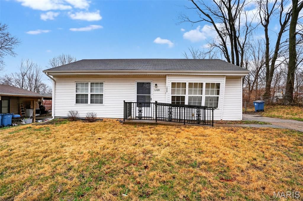 1209 Northdale Avenue, St Louis, MO 63138