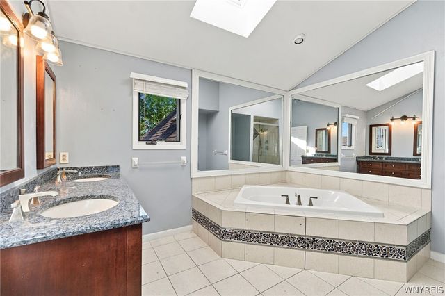 5553 Hidden Pines Court, Clarence, NY 14221