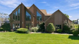 5553 Hidden Pines Court, Clarence, NY 14221