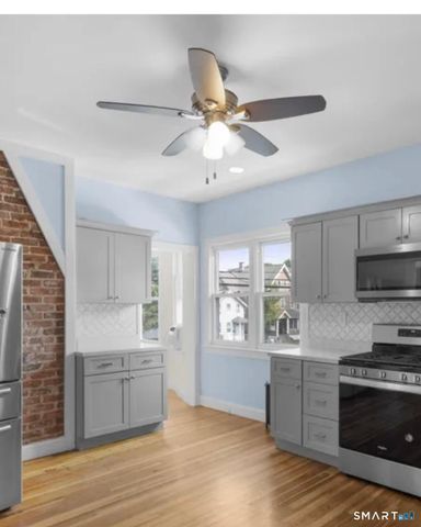 180 Peck Avenue, West Haven, CT 06516