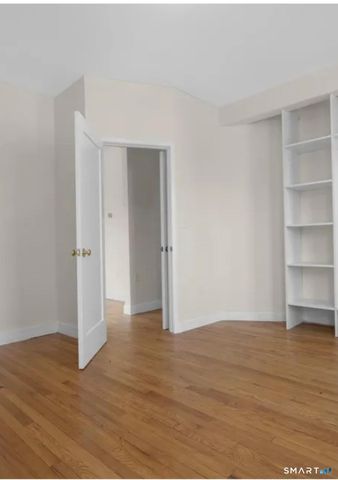 180 Peck Avenue, West Haven, CT 06516