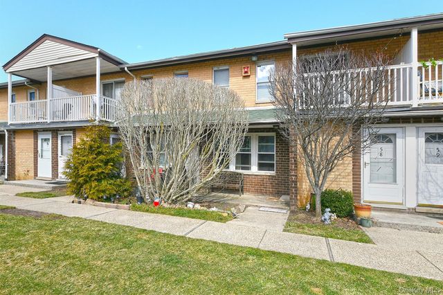 57 Artist Lake Drive, Middle Island, NY 11953