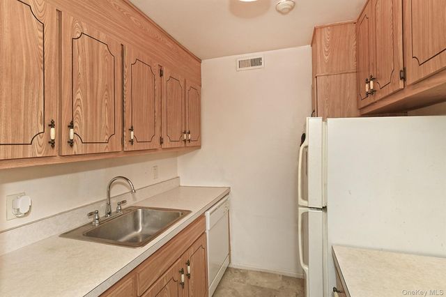 57 Artist Lake Drive, Middle Island, NY 11953