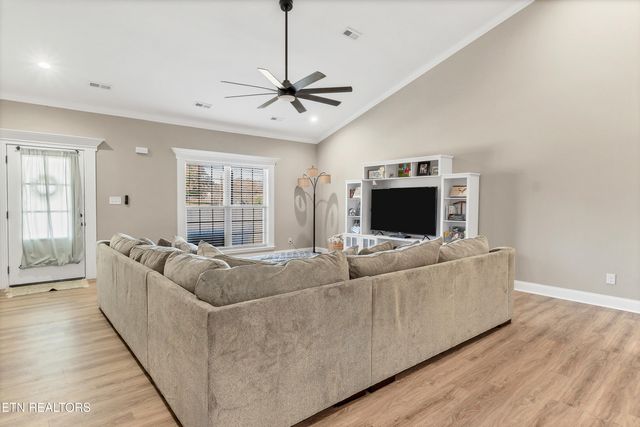 3141 Heather Glenn Drive, Maryville, TN 37801