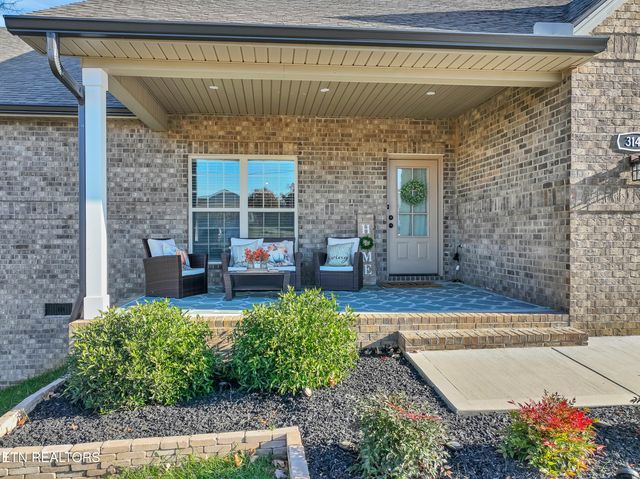 3141 Heather Glenn Drive, Maryville, TN 37801