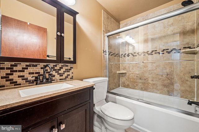 3620 CREAMERY RD, Bensalem, PA 19020