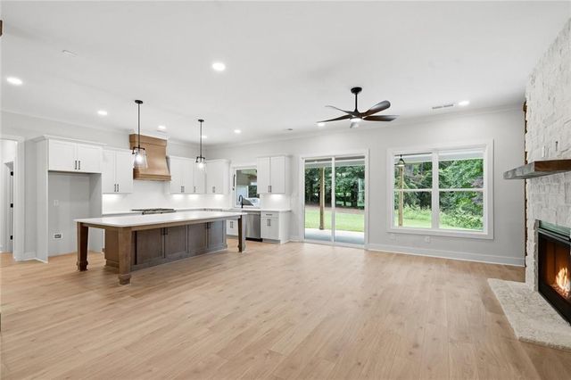 650 Gordon Combs Road NW, Marietta, GA 30064