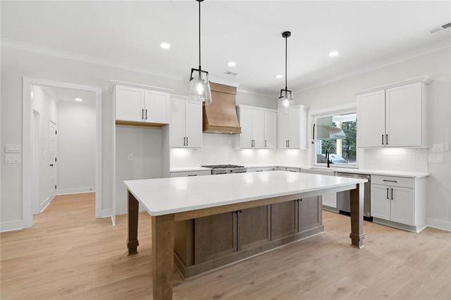 650 Gordon Combs Road NW, Marietta, GA 30064