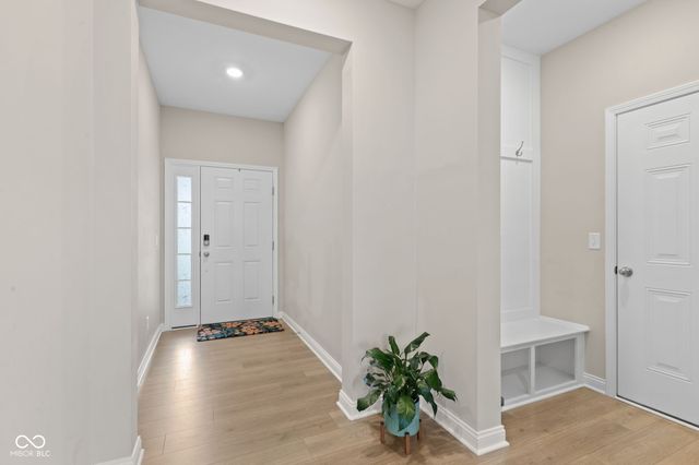 7320 Deerberg Drive, Indianapolis, IN 46259