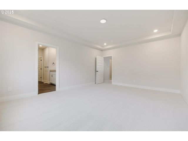 364 W MAPLE St, Washougal, WA 98671