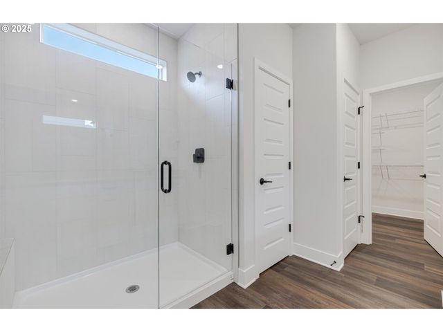 364 W MAPLE St, Washougal, WA 98671