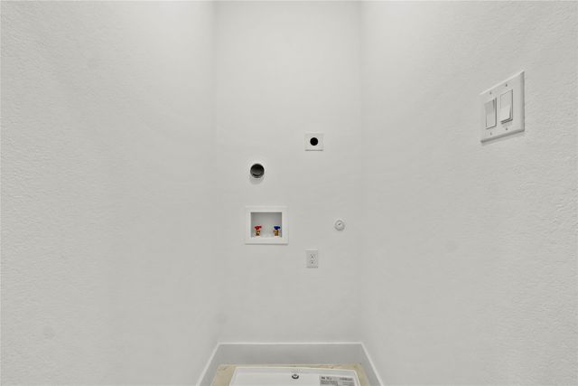 3702 Penelope Street, Dallas, TX 75210