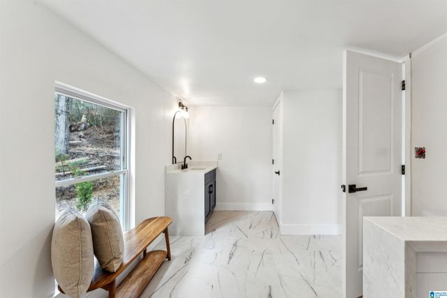 915 HIGHWAY 71, Shelby, AL 35143