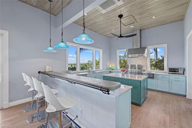 14 Grouper Hole DR, Boca Grande, FL 33921