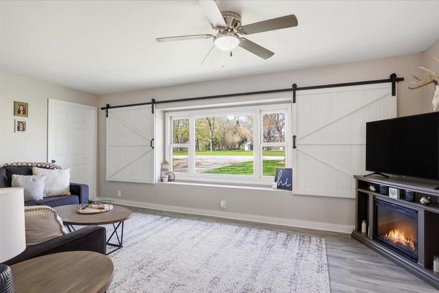 S107W19883 Shore DRIVE, Muskego, WI 53150