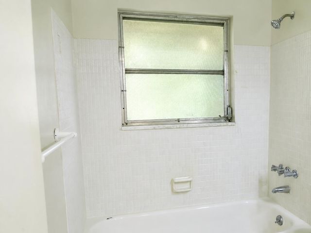 632 SNUG HARBOR Drive D18, Boynton Beach, FL 33435