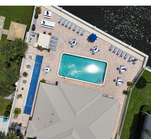 632 SNUG HARBOR Drive D18, Boynton Beach, FL 33435