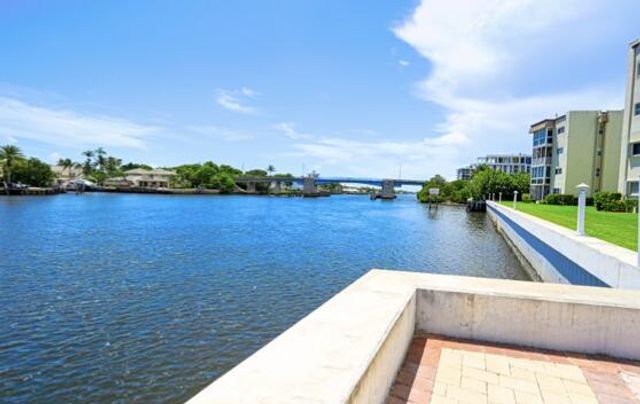 632 SNUG HARBOR Drive D18, Boynton Beach, FL 33435