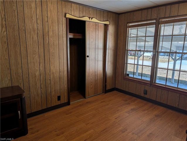 807 Holly Berry CT, North Fort Myers, FL 33917