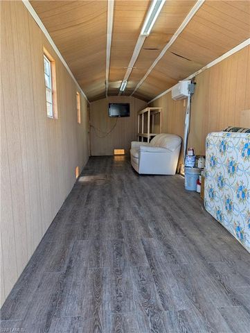 807 Holly Berry CT, North Fort Myers, FL 33917