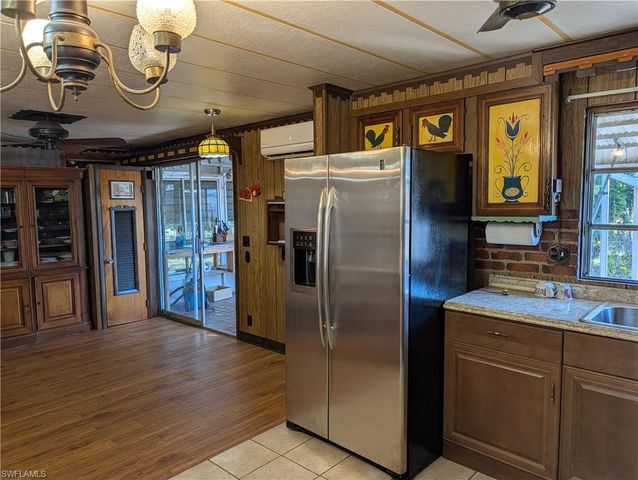 807 Holly Berry CT, North Fort Myers, FL 33917