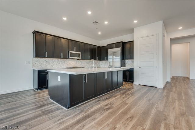 12608 Heritage Heights Drive, Las Vegas, NV 89138