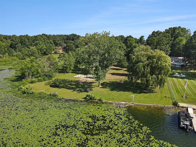 57436 Gearharts Landing Road, Three Rivers, MI 49093